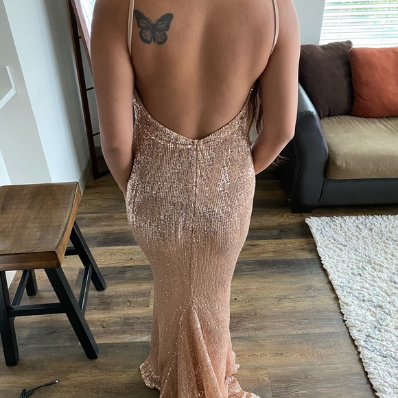 Rose gold gown - Picture 2 of 2